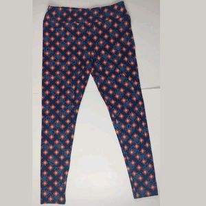 Lularoe tc tall curvy red blue diamonds